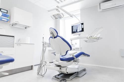 clinical waste bags in dentist